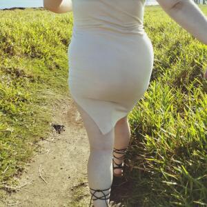 Julie_curvy_island MYM