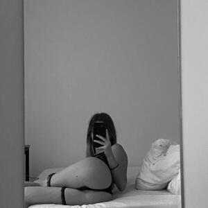Juliee66 MYM