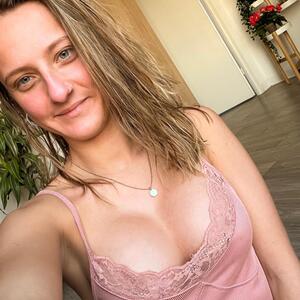 Juuliie_ MYM