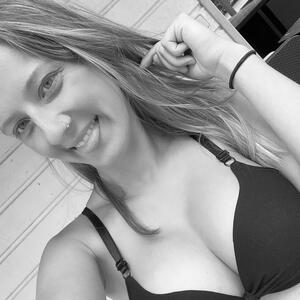 Juuliie_ MYM