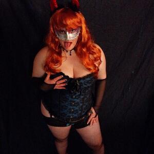Katalina_a_ton_service MYM