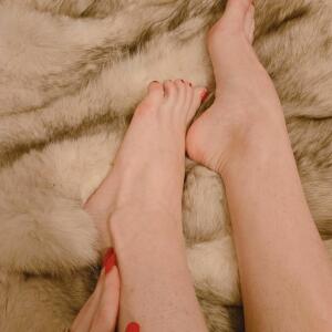 Katerina_fatale_feet MYM