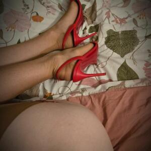 Katerina_fatale_feet MYM