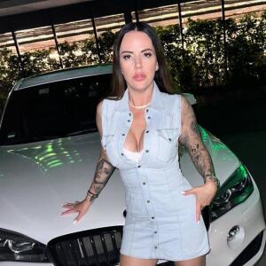 Kimparkerofficial MYM