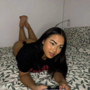 Kimsmiith_ MYM
