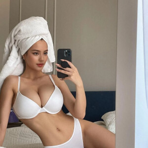 Kristin_ MYM