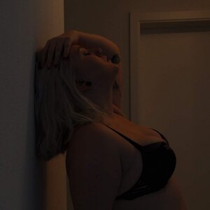 La_blonde_ MYM
