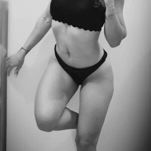 Lady_m87 MYM