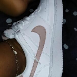 Ladyfeet_974 MYM