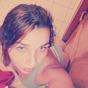 Laicha_manu MYM