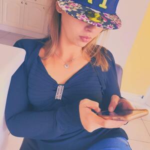 Laicha_manu MYM