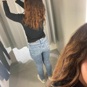 Lajoliepeachdeslandes MYM