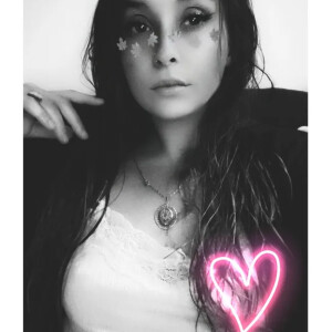 Laqueen84 MYM