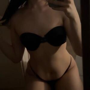 Lara_tj MYM
