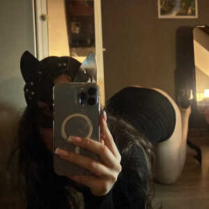 Lara_tj MYM