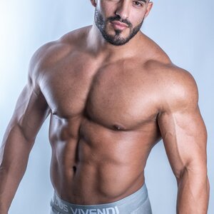 Laroussi_fit MYM