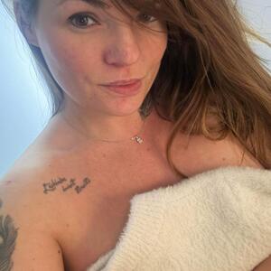 Laura_89 MYM