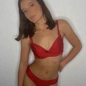 Laura_officiel MYM
