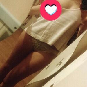 Laura_sam MYM