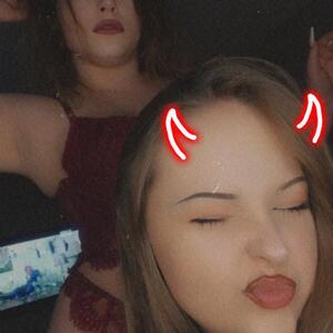 Laura_vnst MYM
