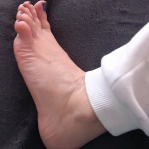 Lea255_pieds_feetlovers MYM