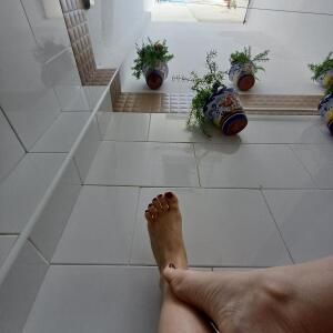Lea255_pieds_feetlovers MYM