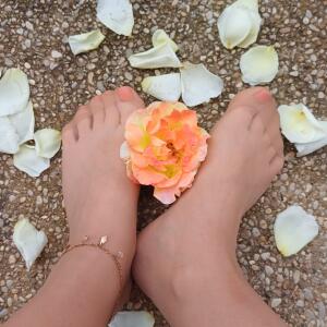 Lea255_pieds_feetlovers MYM