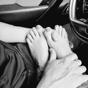 Lea255_pieds_feetlovers MYM