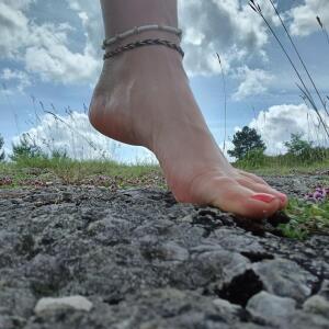 Lea255_pieds_feetlovers MYM