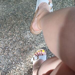 Lea255_pieds_feetlovers MYM