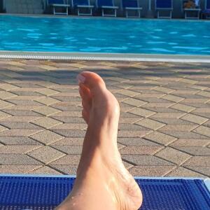 Lea255_pieds_feetlovers MYM