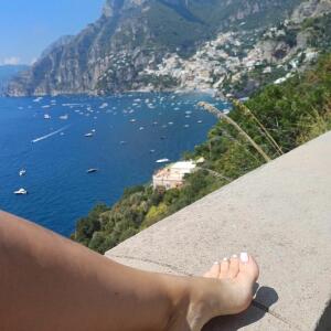 Lea255_pieds_feetlovers MYM