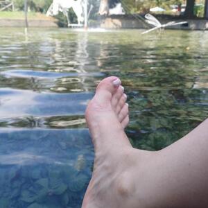 Lea255_pieds_feetlovers MYM