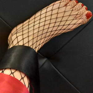 Lea255_pieds_feetlovers MYM
