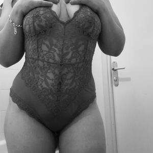 Leila20_300 MYM
