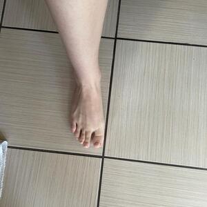 Lelegege_feet_couple MYM