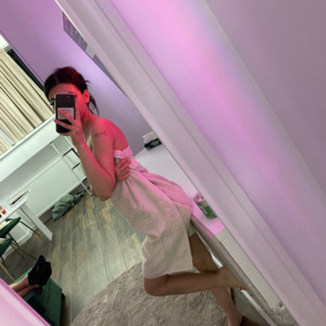 Lena_off MYM