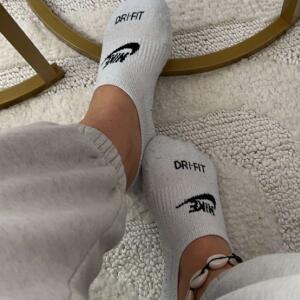 Les2petits_pieds MYM