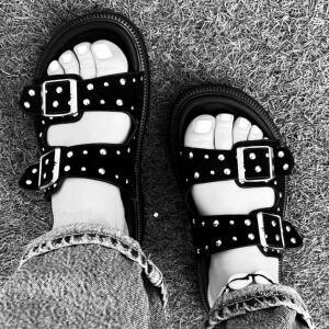 Les2petits_pieds MYM