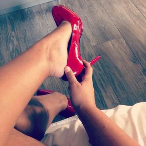 Les_dessous_deme MYM