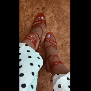Les_jolis_pieds MYM