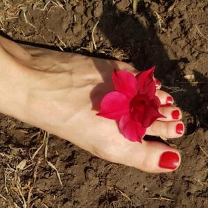 Les_merveilleux_pieds_d_alix MYM