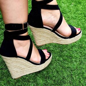 Les_merveilleux_pieds_d_alix MYM