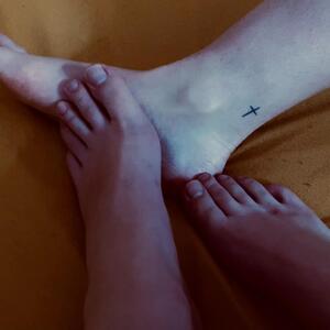 Lesbcouplefeet MYM
