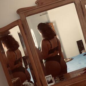Lesdessousdevictoria MYM