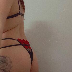 Leya_esc MYM