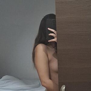 Lia_59 MYM