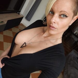 Lilaphoenixx MYM