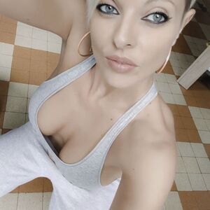 Lilaphoenixx MYM