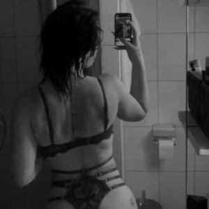 Lili_moon_ MYM